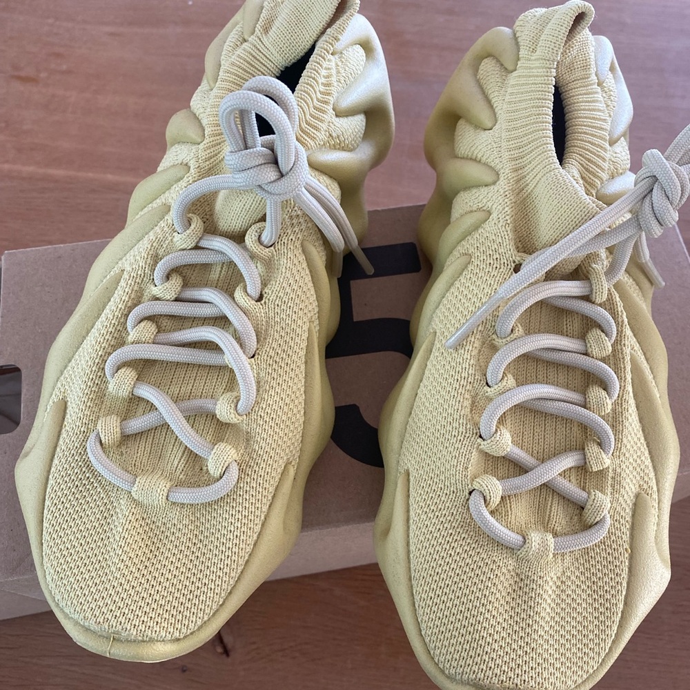 Yeezy adidas Women's Sneakers in Light Yellow fits woman’s 8.5